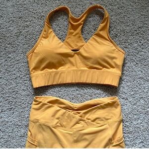Wolven bra and crossover leggings workout set size medium orange mango